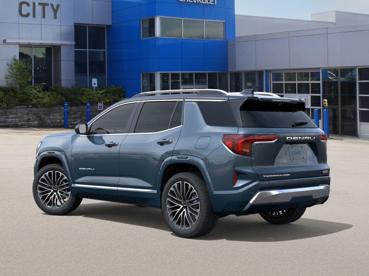 2027 GMC Terrain Denali Photo2