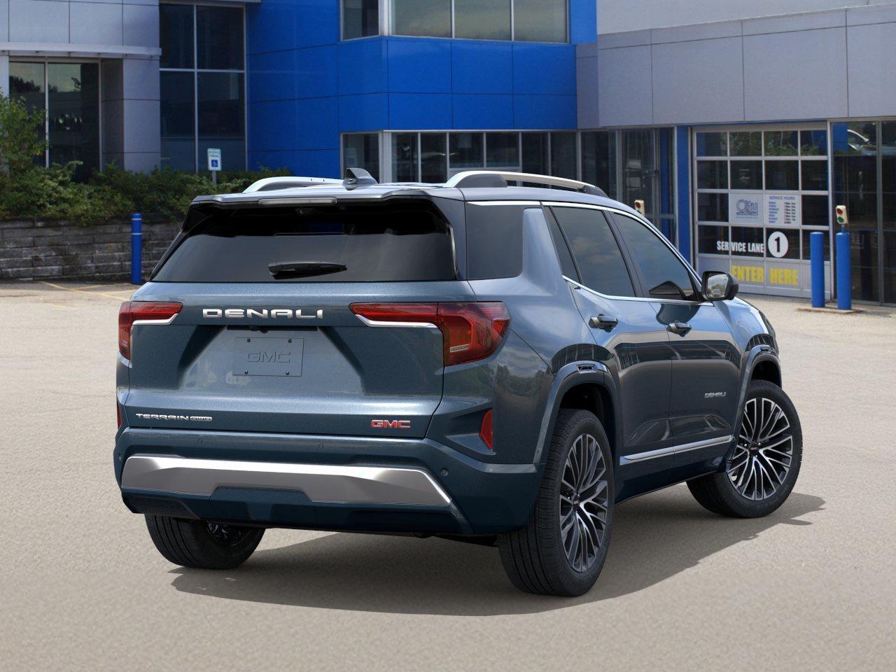 2027 GMC Terrain Denali Photo3