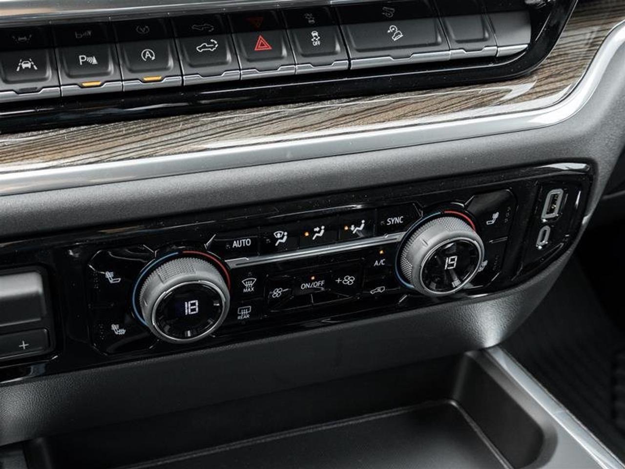 2026 Chevrolet Silverado 1500 LT Trail Boss Photo