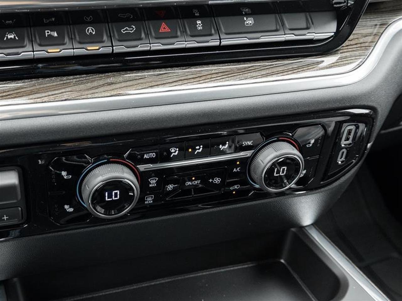 2026 Chevrolet Silverado 1500 RST Photo