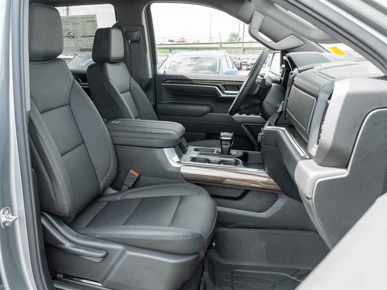 2026 Chevrolet Silverado 1500 RST Photo
