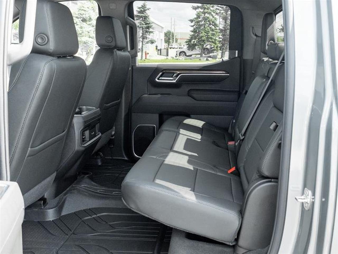 2026 Chevrolet Silverado 1500 RST Photo
