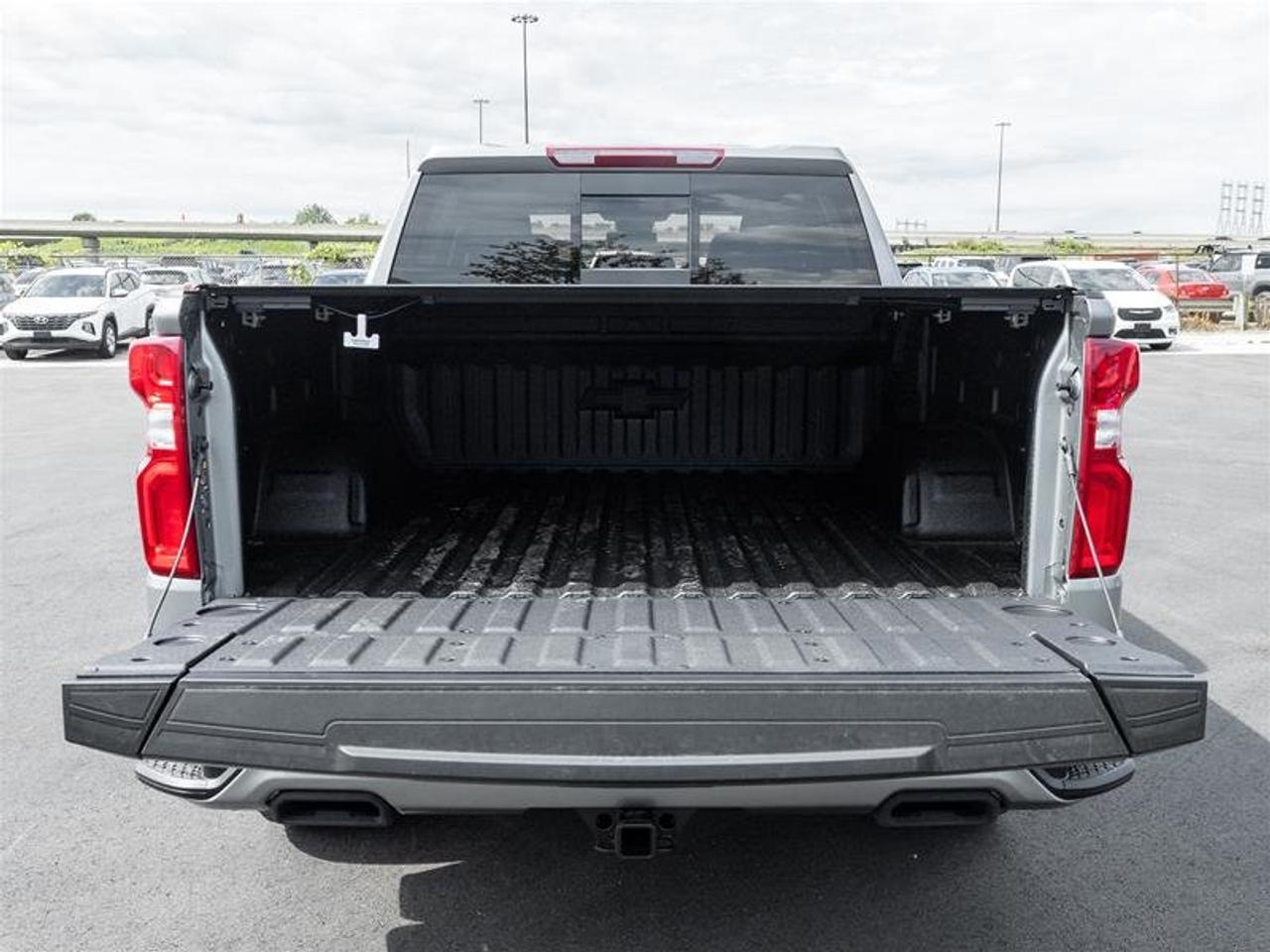 2026 Chevrolet Silverado 1500 RST Photo