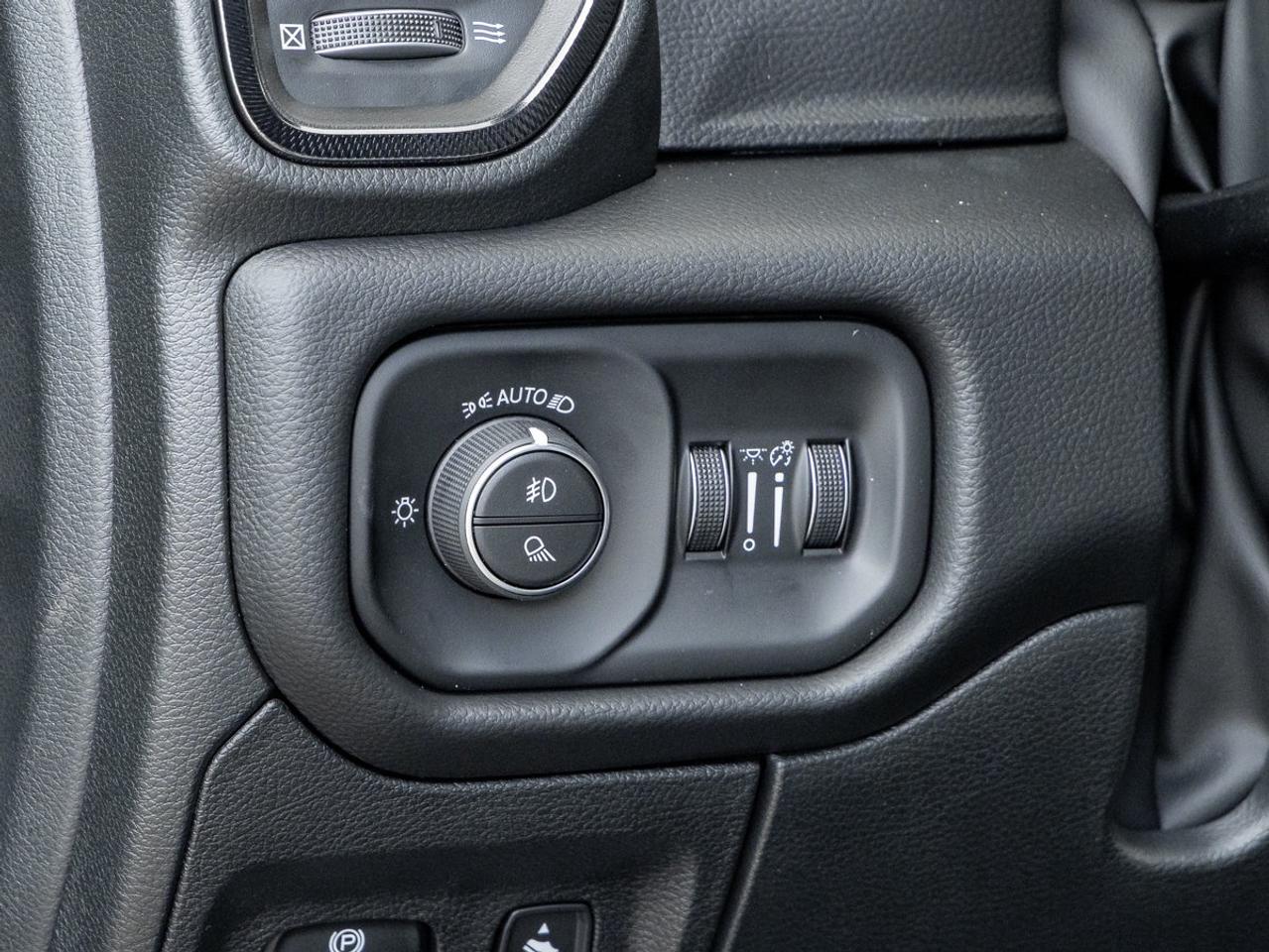 2027 RAM 1500 Rebel Photo