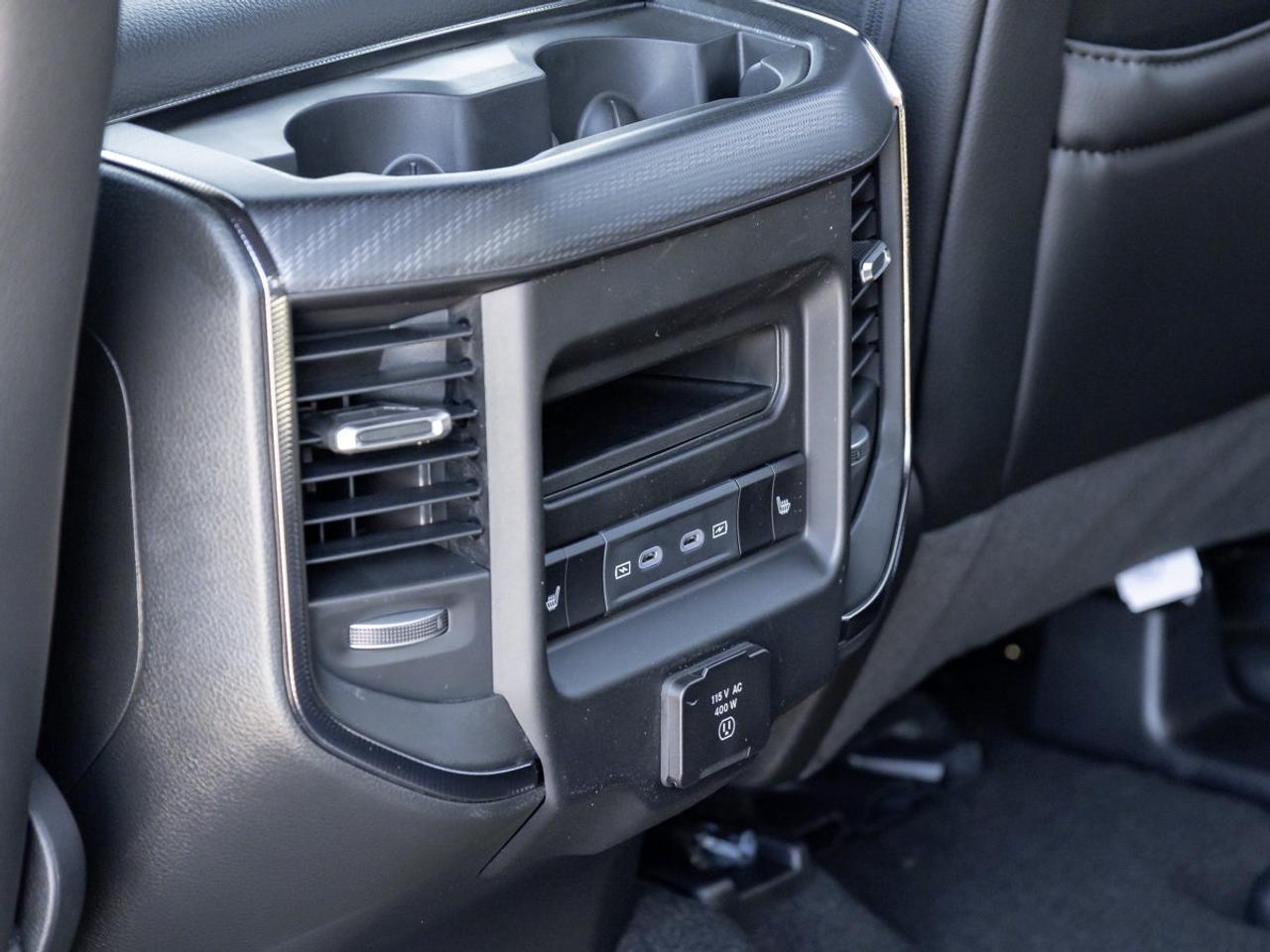 2027 RAM 1500 SPORT Photo