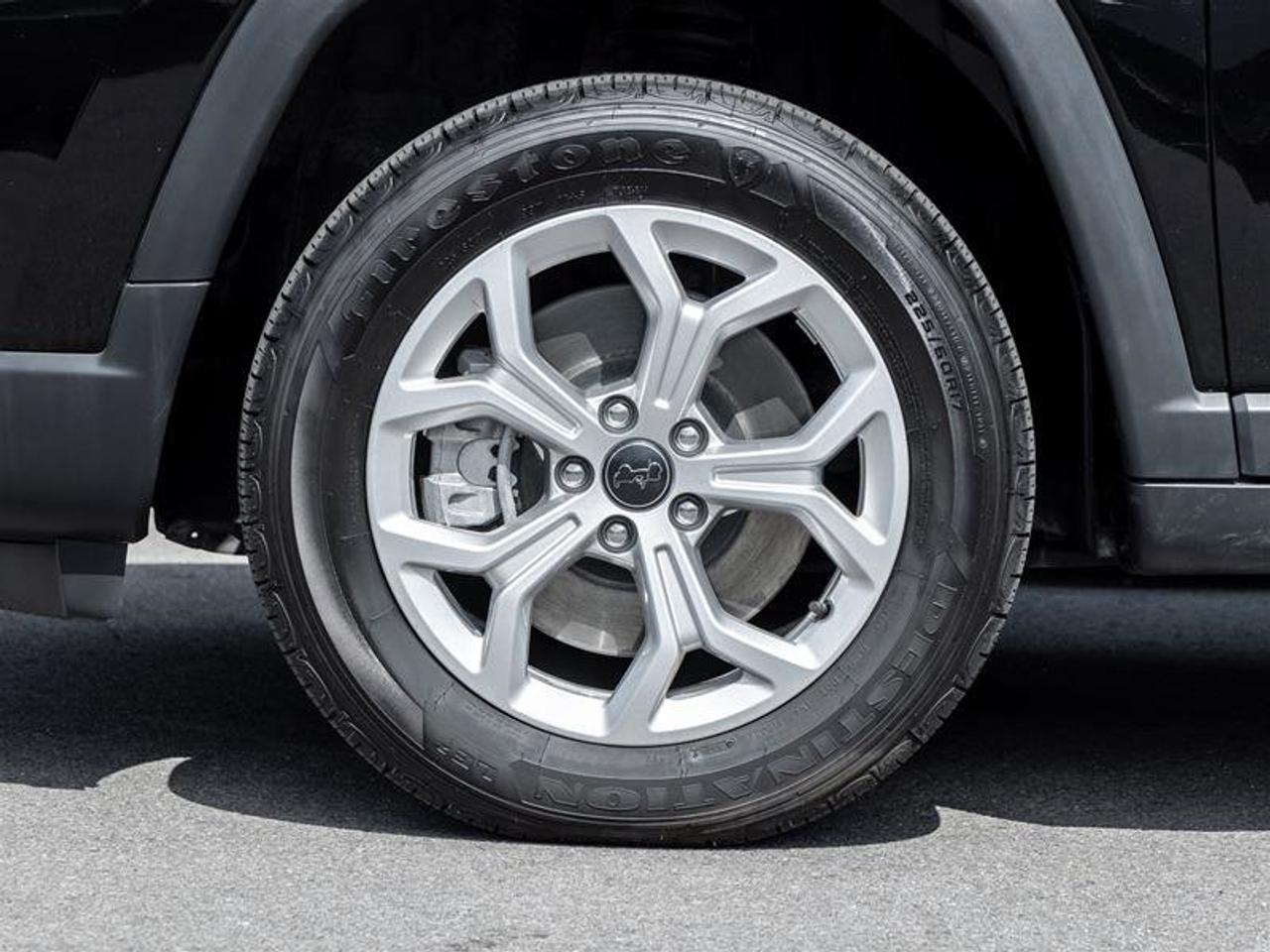2025 Jeep Compass NORTH 4X4 Photo