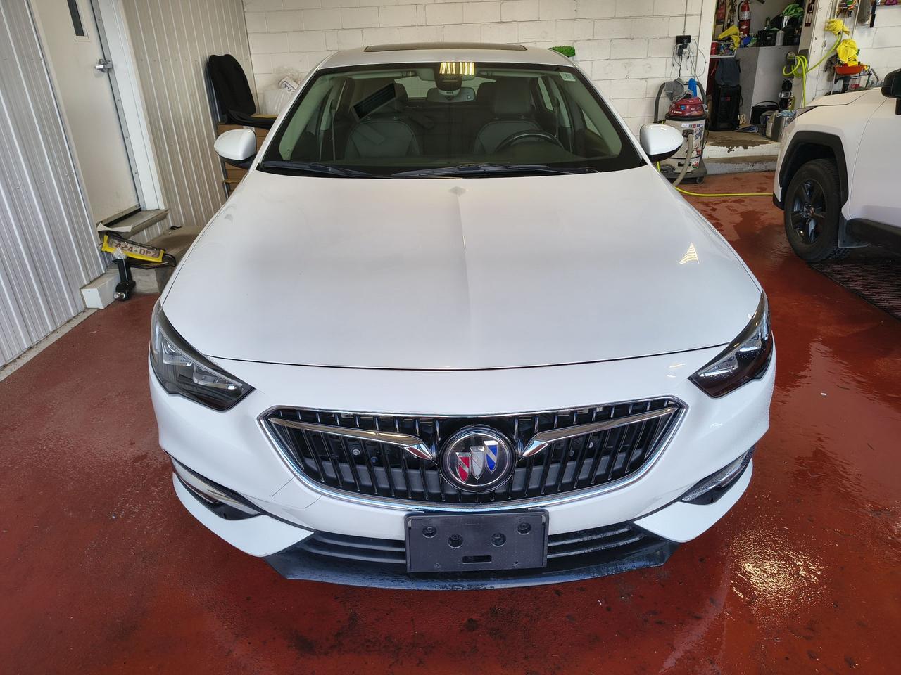 2019 Buick Regal Essence Photo