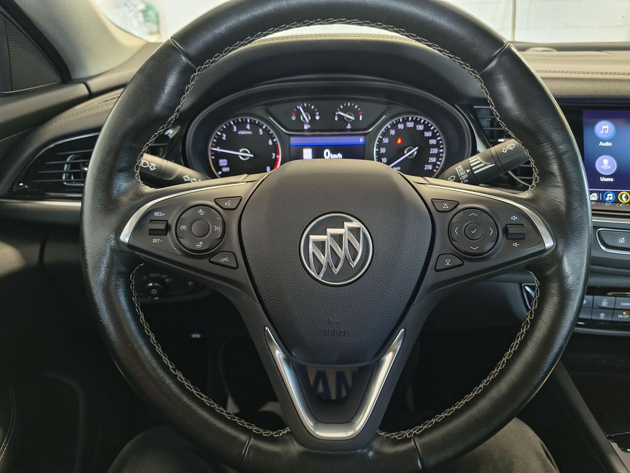 2019 Buick Regal Essence Photo0