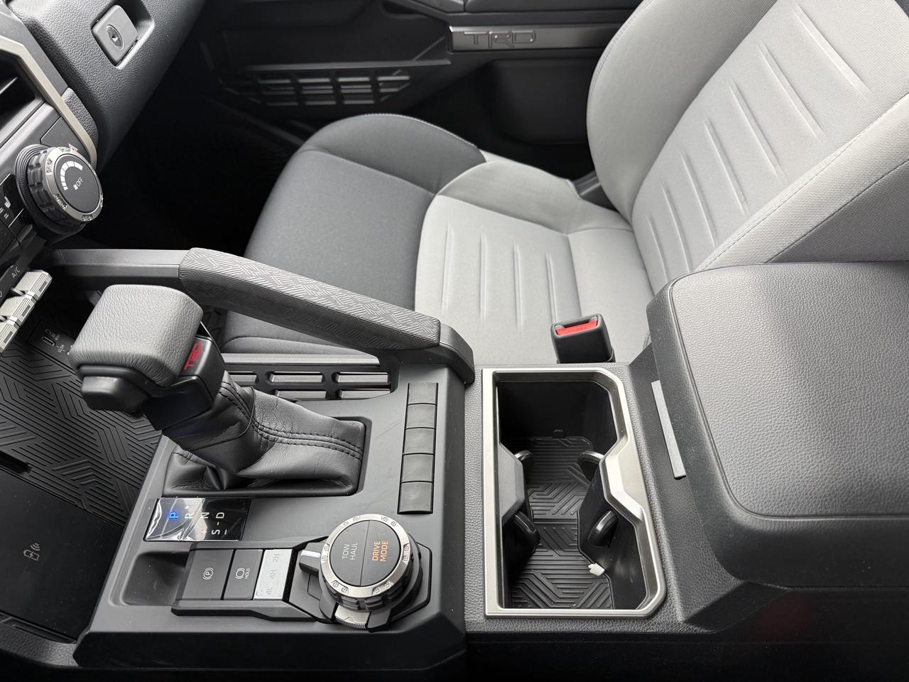 2026 Toyota Tacoma Double Cab AT TRD Sport + Photo