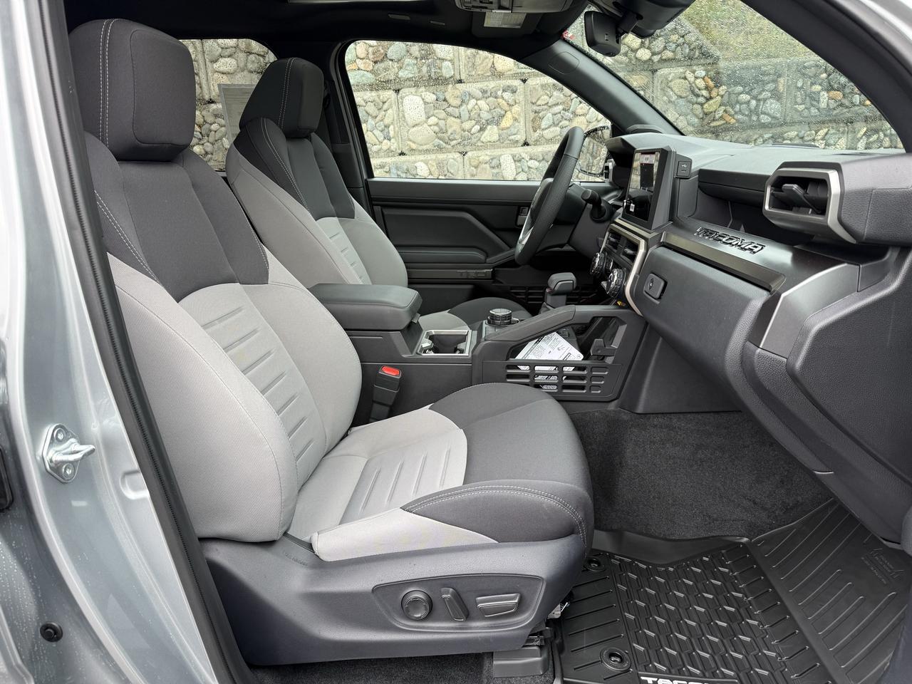 2026 Toyota Tacoma Double Cab AT TRD Sport + Photo