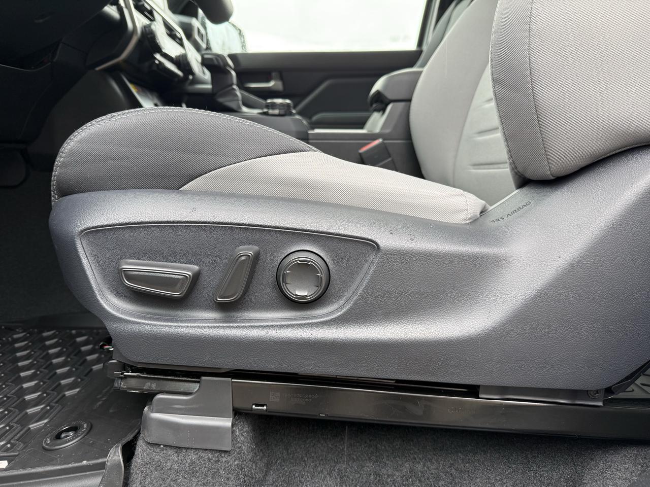 2026 Toyota Tacoma Double Cab AT TRD Sport + Photo