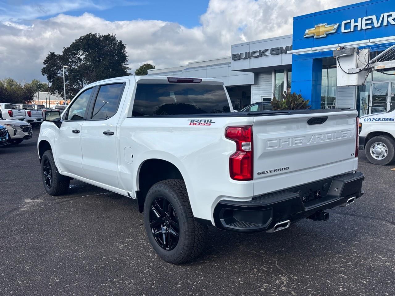 2026 Chevrolet Silverado 1500 LT Trail Boss New 5 Passenger V8 Gas Powered Crew Cab 4X4 Truck with a 2 Factory Installed Lift, Heated Front Seats, Heated Steering Wheel and a 13.4 Diagonal Touchscreen Radio with Google Built-In, Wireless Apple Photo