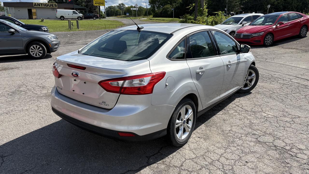 2013 Ford Focus SE Photo4