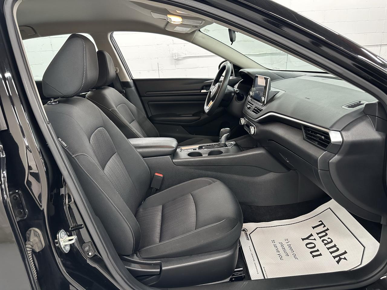 2021 Nissan Altima 2.5 SE Photo8
