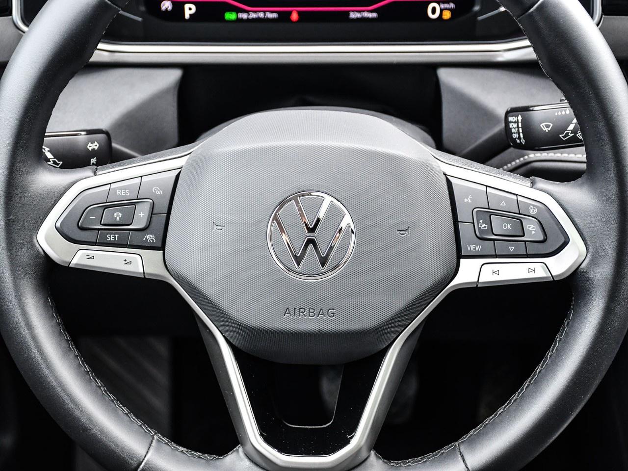 2026 Volkswagen Taos Comfortline Black Edition 4MOTION Photo