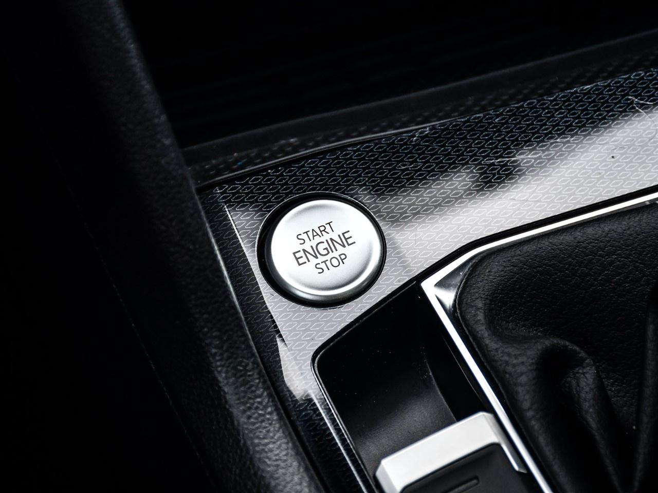 2026 Volkswagen Taos Comfortline Black Edition 4MOTION Photo