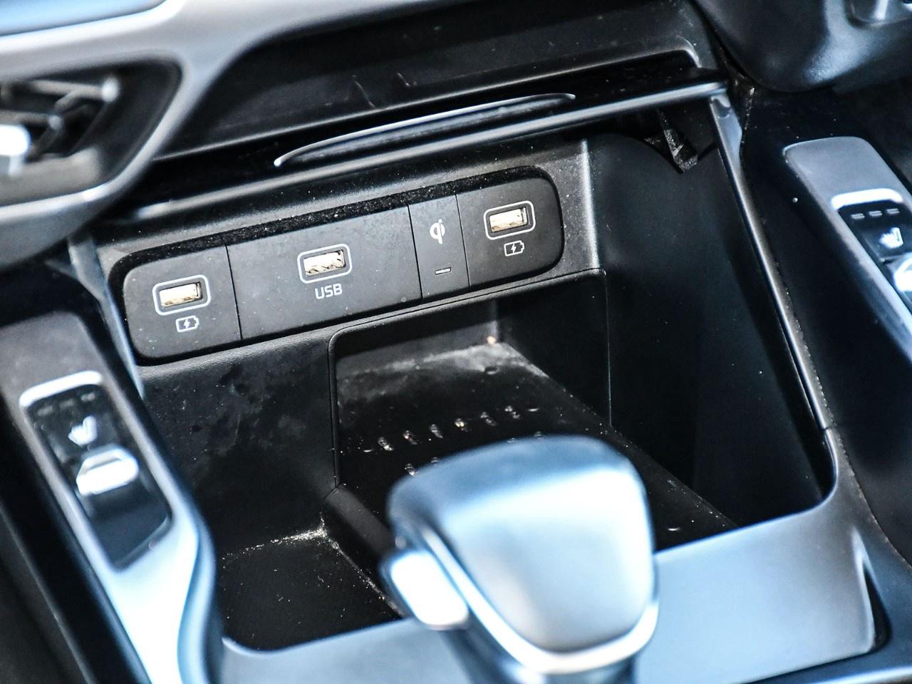 2021 Kia Sorento LX Premium AWD Photo