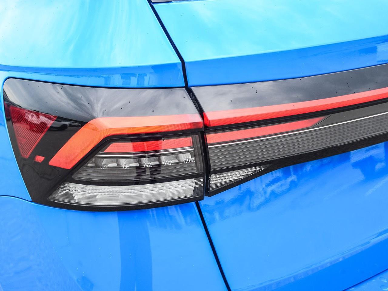 2026 Volkswagen Taos Comfortline Black Edition 4MOTION Photo