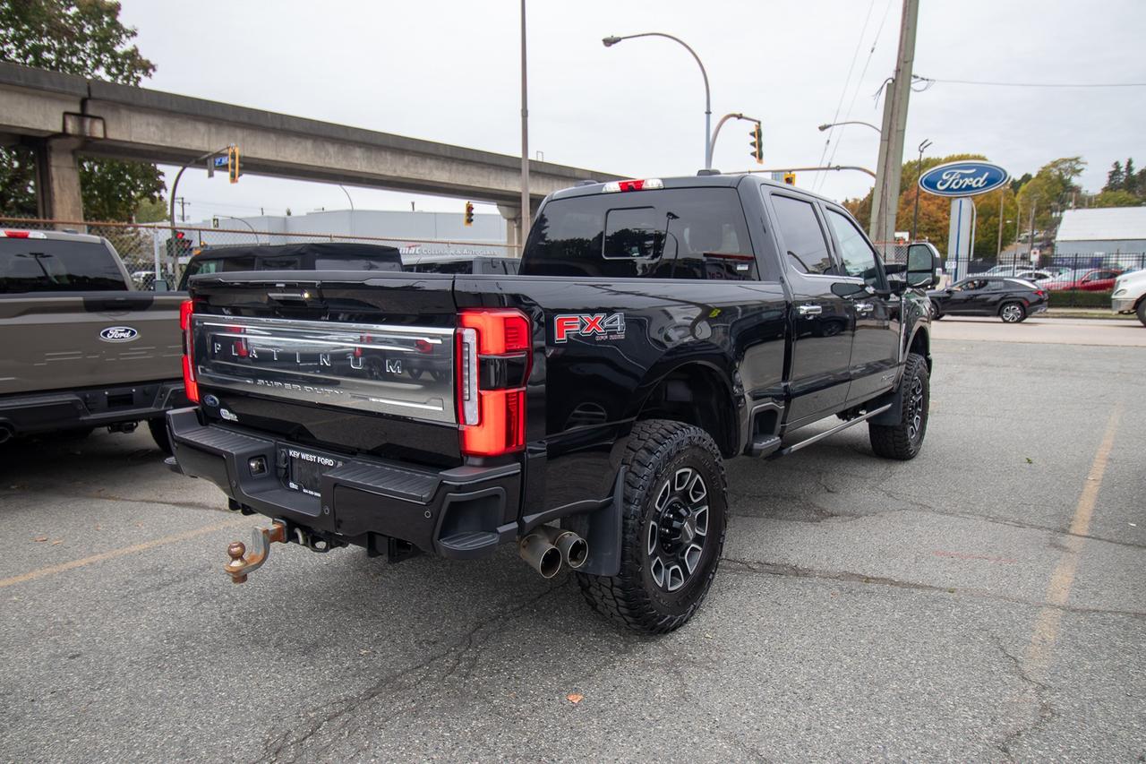 2023 Ford F-350 Platinum 4WD Crew Cab 6.75' Box Photo4