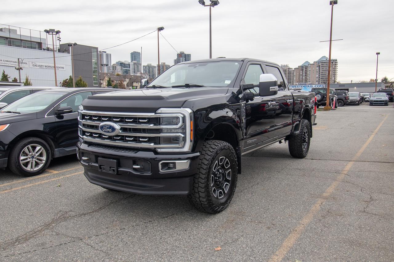  2023 Ford F-350 Super Duty Platinum Crew Cab 4WD   