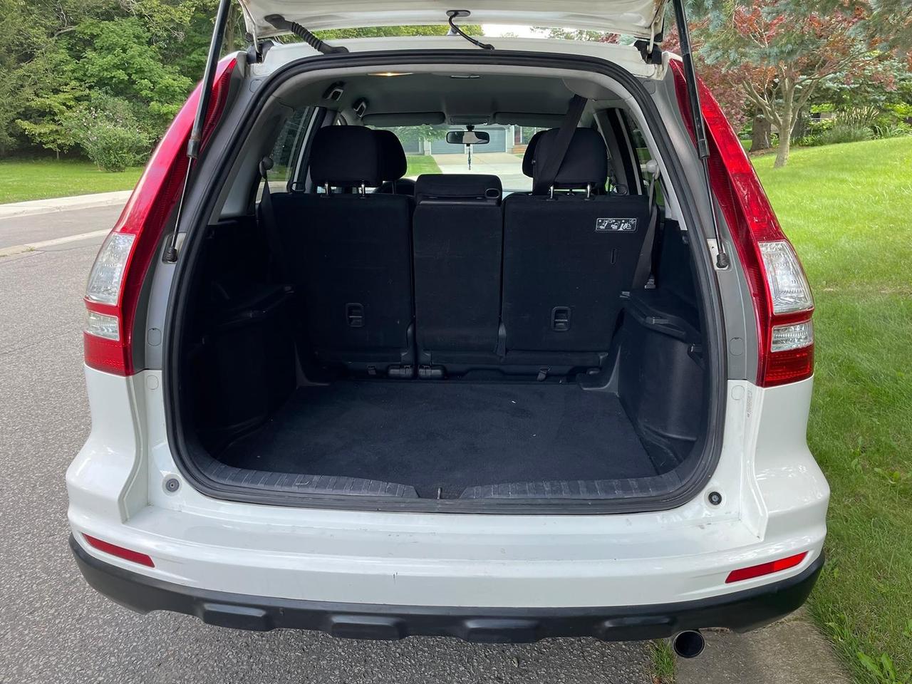 2011 Honda CR-V LX Photo