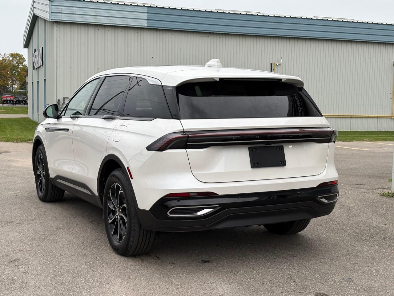 2025 Lincoln Nautilus Premiere AWD Photo