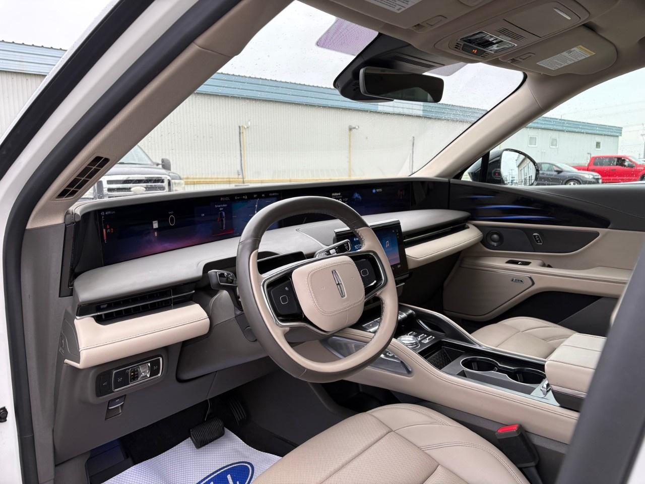 2025 Lincoln Nautilus Premiere AWD Photo