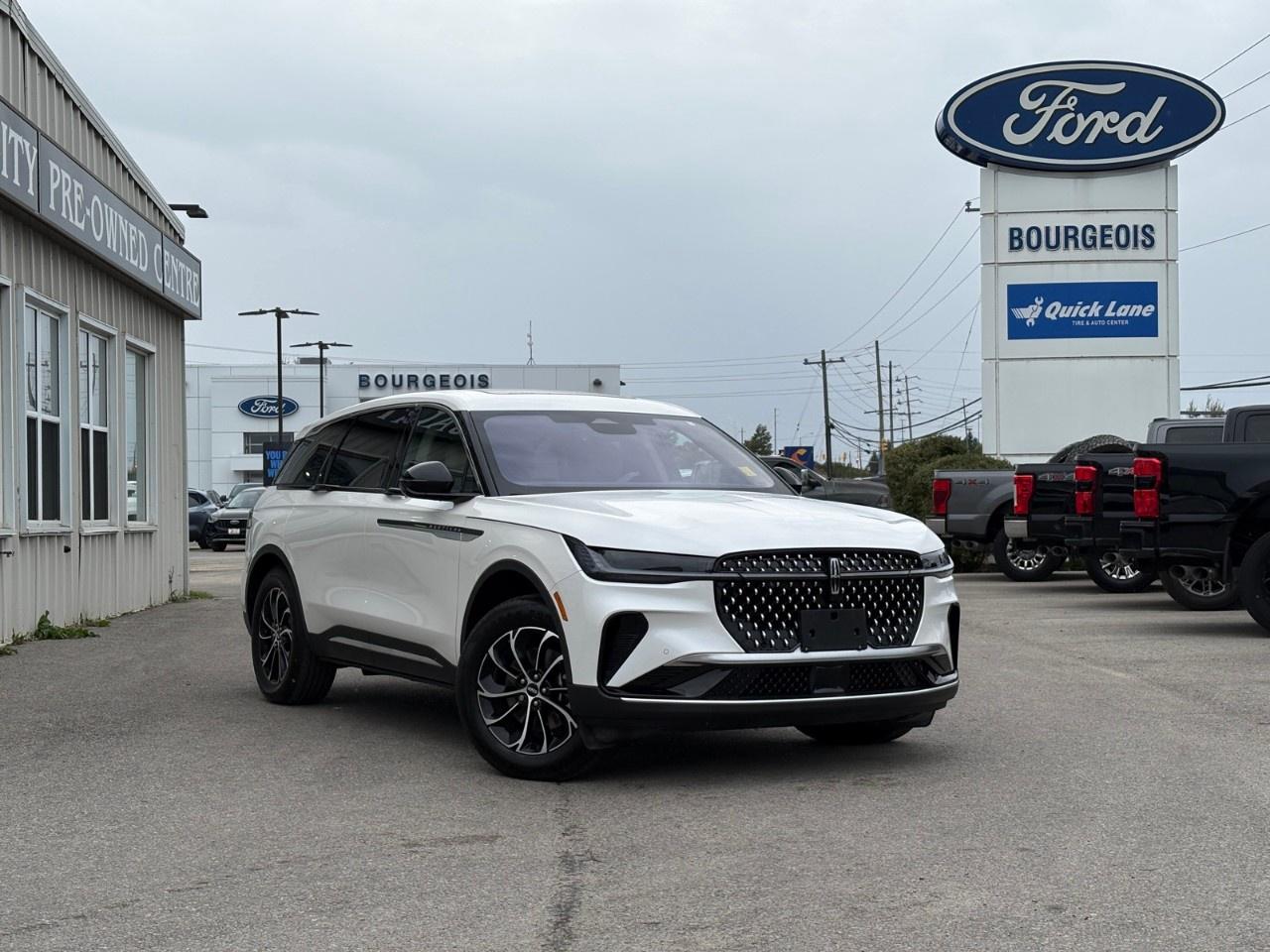 2025 Lincoln Nautilus Premiere AWD Photo0