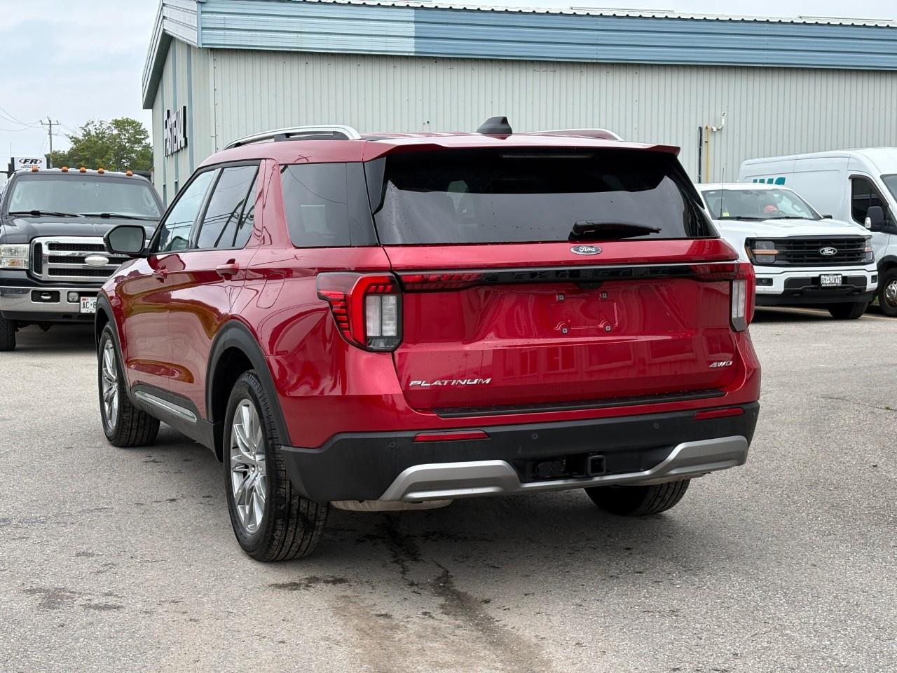 2026 Ford Explorer Platinum 4WD Photo