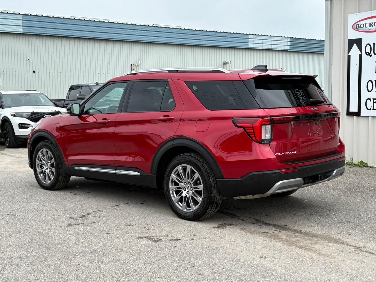 2026 Ford Explorer Platinum 4WD Photo