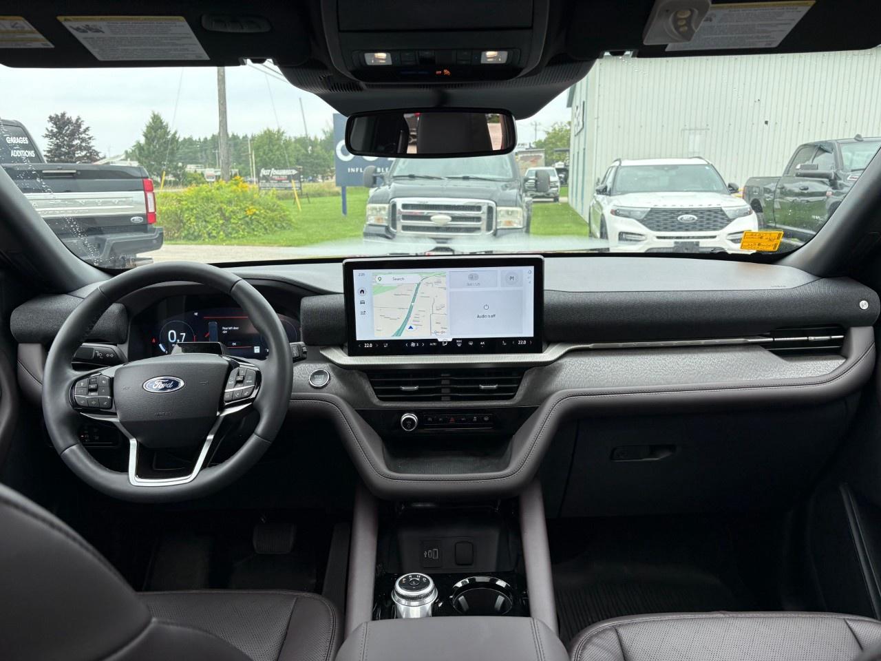 2026 Ford Explorer Platinum 4WD Photo