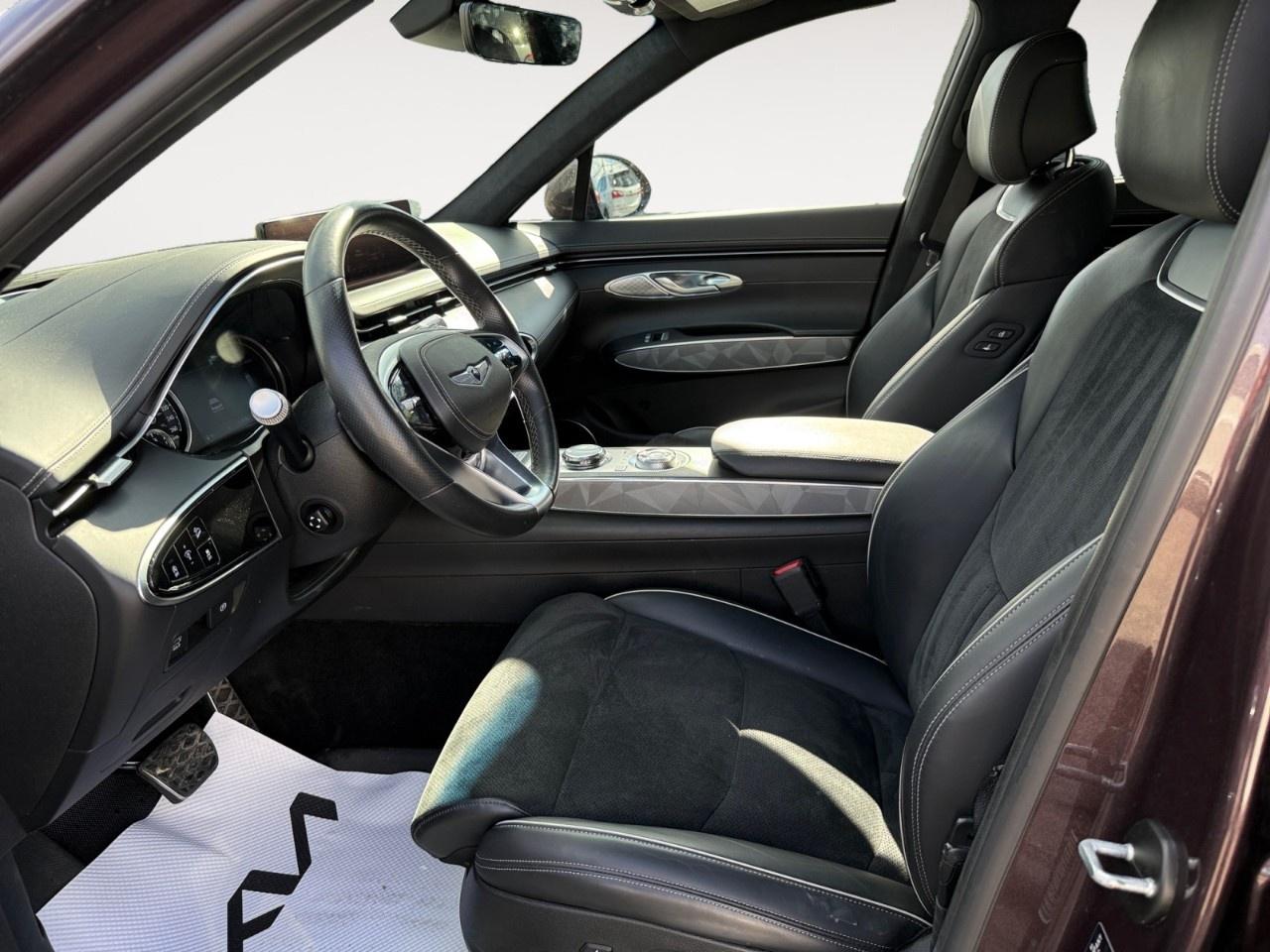 2022 Genesis GV70 2.5T Prestige AWD [V71SAA25KX63] Photo