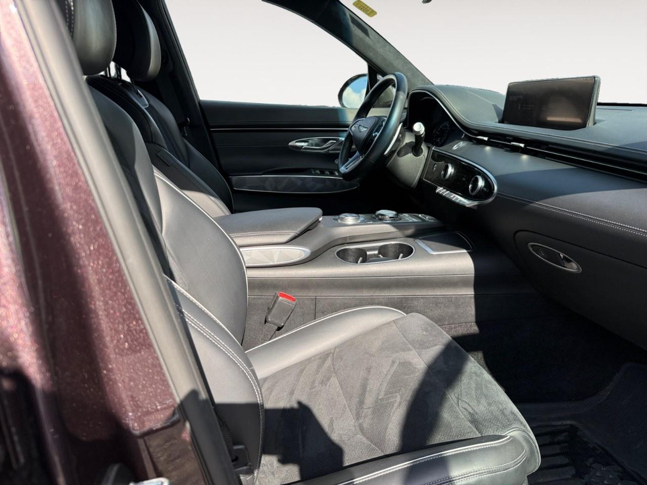 2022 Genesis GV70 2.5T Prestige AWD [V71SAA25KX63] Photo