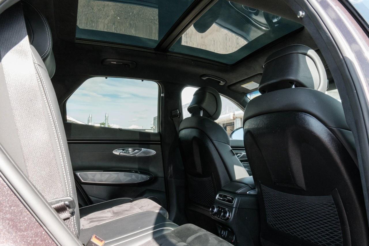 2022 Genesis GV70 2.5T Prestige AWD [V71SAA25KX63] Photo
