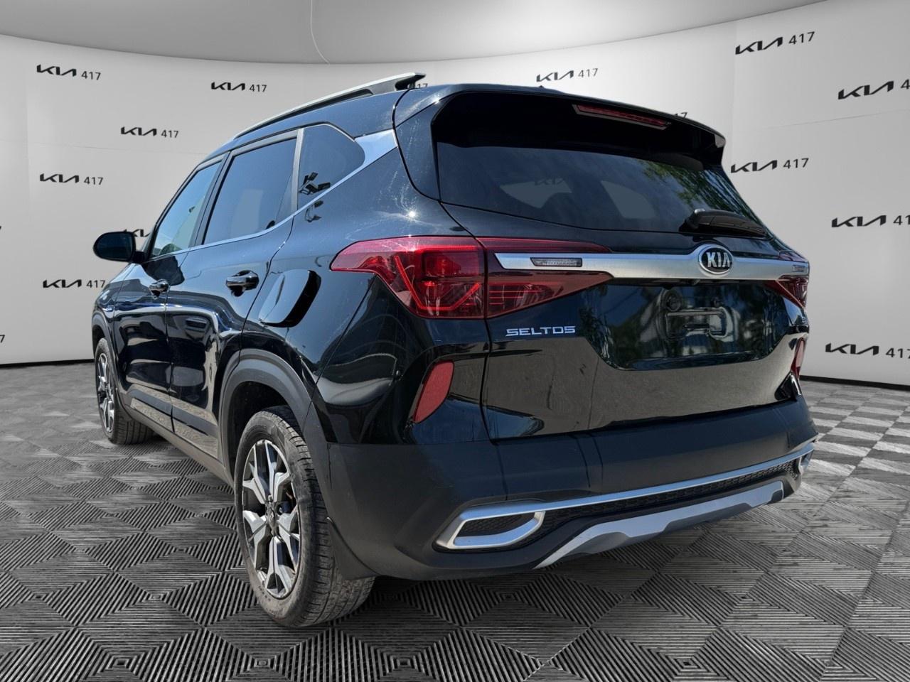 2021 Kia Seltos EX PREMIUM AWD Photo2