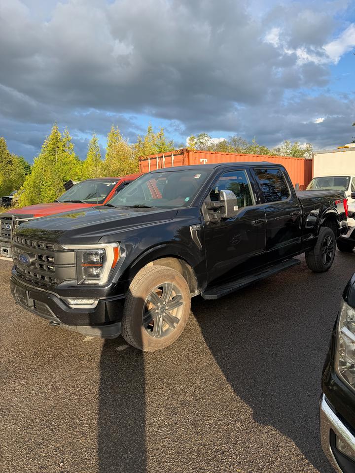 <p>2021 FORD F-150 LARIAT BLACK - PREMIUM, POWERFUL & READY TO DRIVE!</p><p>VERY CLEAN - SHARP LOOKING F-150 LARIAT WITH A COMMANDING BLACK EXTERIOR, SMOOTH DRIVE AND PREMIUM FEEL!</p><p>LARIAT TRIM WELL EQUIPPED WITH PREMIUM FEATURES INCLUDING LEATHER INTERIOR, BACKUP CAMERA, BLUETOOTH, TOUCHSCREEN DISPLAY, CRUISE CONTROL, POWER WINDOWS, POWER LOCKS & A COMFORTABLE HIGH-END INTERIOR!</p><p>FULL-SIZE TRUCK DESIGN WITH PLENTY OF SPACE, PRACTICALITY AND THE CAPABILITY YOU EXPECT FROM AN F-150!</p><p>A GREAT CHOICE FOR WORK, DAILY DRIVING, FAMILY USE, TOWING, HAULING OR ANYONE LOOKING FOR A CLEAN, MODERN & WELL-EQUIPPED FULL-SIZE TRUCK!</p><p>EASY FINANCING AVAILABLE!</p><p>ADVERTISED PRICE IS OUR FINANCE PRICE.</p><p>DRIVETOWNOTTAWA.COM - COME VISIT US / VENEZ NOUS VISITER!</p><p>TAXES AND LICENSING EXTRA. SEE DRIVETOWNOTTAWA.COM FOR CASH PRICE. FINANCING CHARGES APPLY, INCLUDING BANK FEES, PPSA AND INTEREST. QUEBEC SAFETY FEE APPLICABLE.</p>