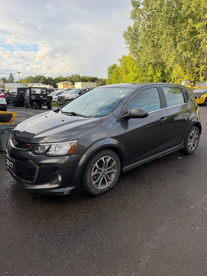 Used 2017 Chevrolet Sonic LT for sale in Ottawa, ON