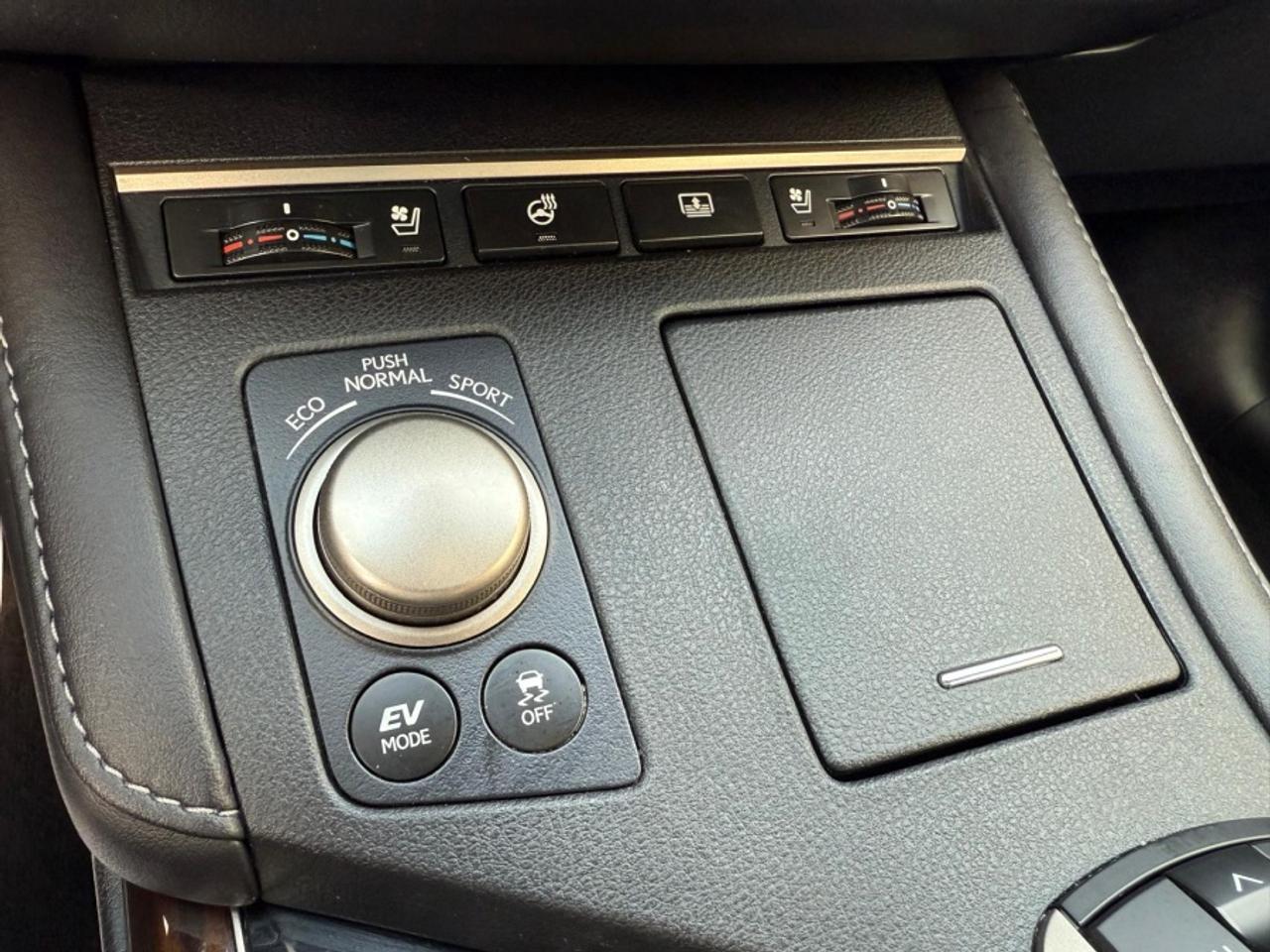 2016 Lexus ES 300 h TOURING PCKG /NAVI /REAR CAM/ SUNROOF /LEATHER - Photo #21