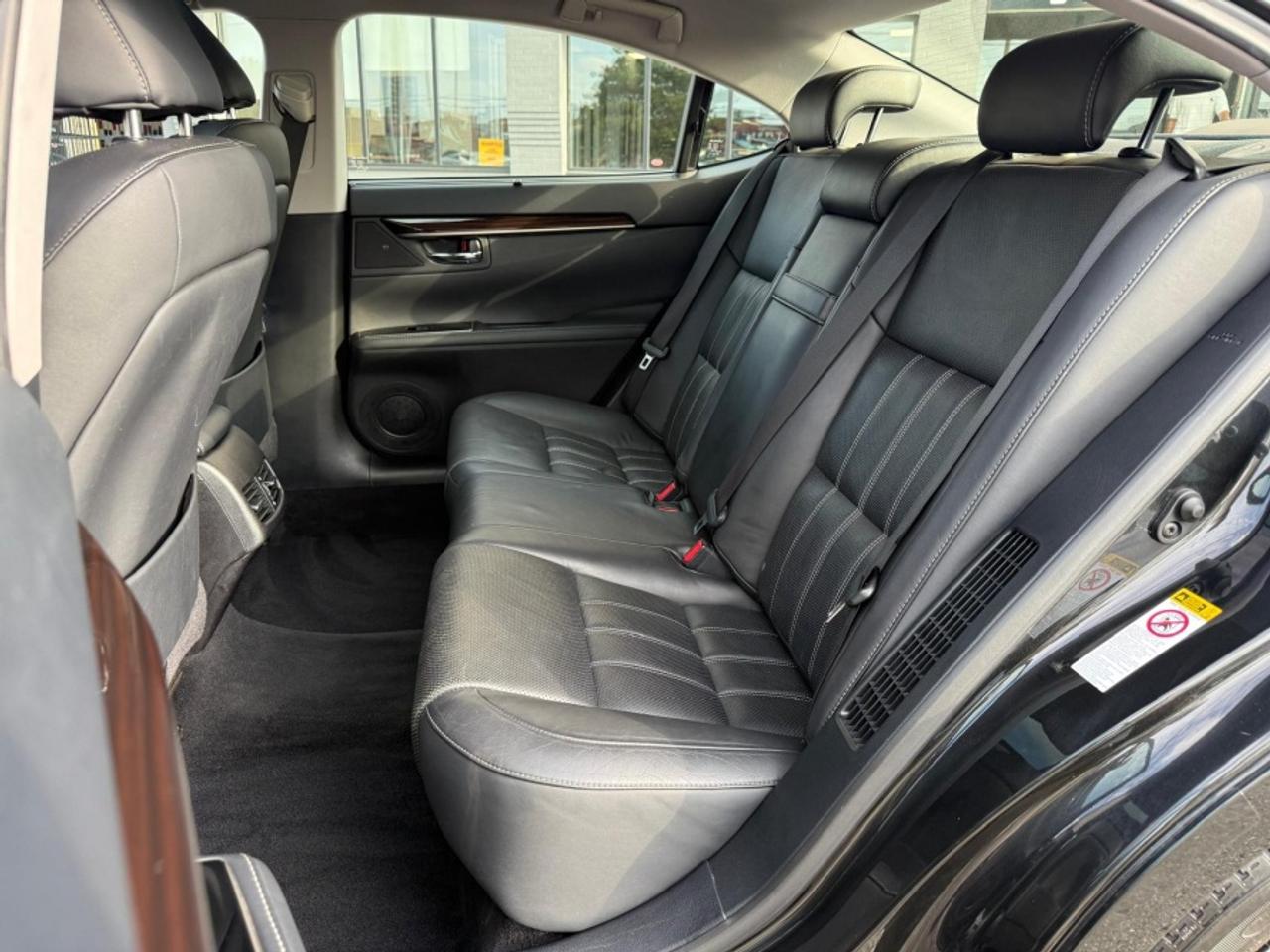 2016 Lexus ES 300 h TOURING PCKG /NAVI /REAR CAM/ SUNROOF /LEATHER - Photo #23