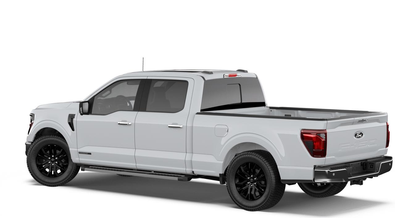 2026 Ford F-150 XLT 4WD SuperCrew 6.5' Box Hybrid Photo1