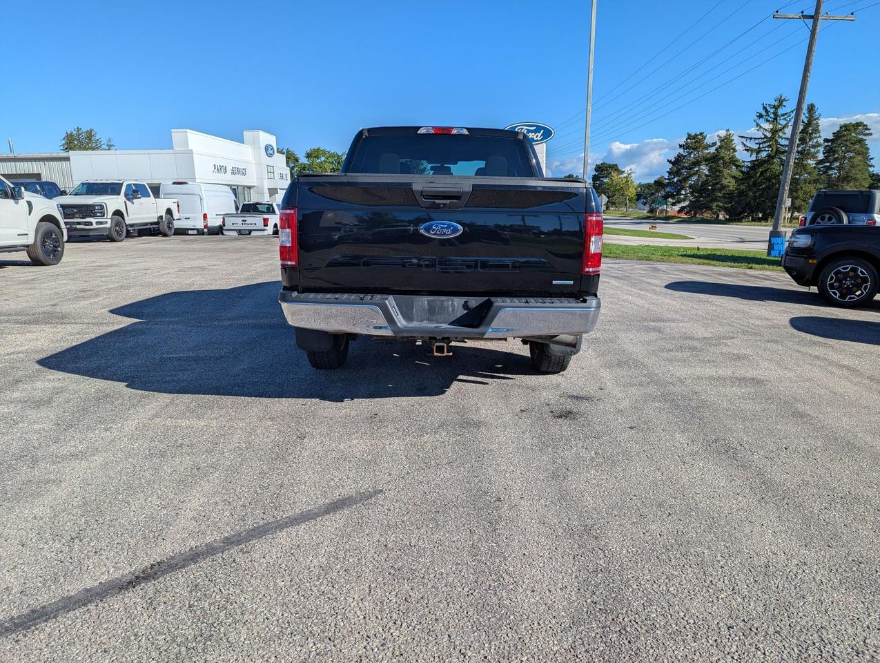 2018 Ford F-150 XLT 4WD SuperCrew 5.5' Box Photo4
