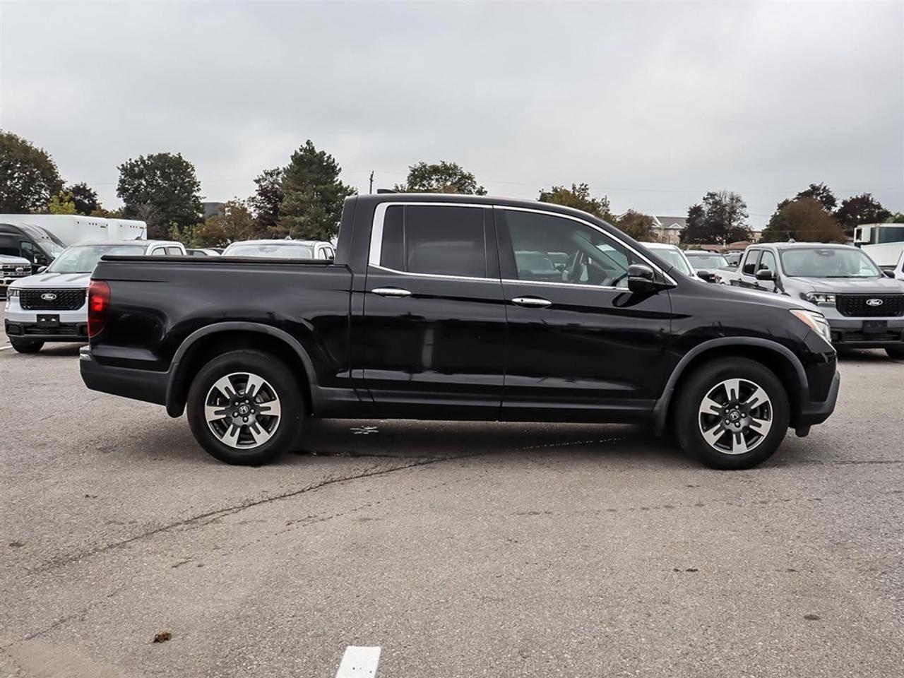 2017 Honda Ridgeline 4WD Crew Cab Touring Photo
