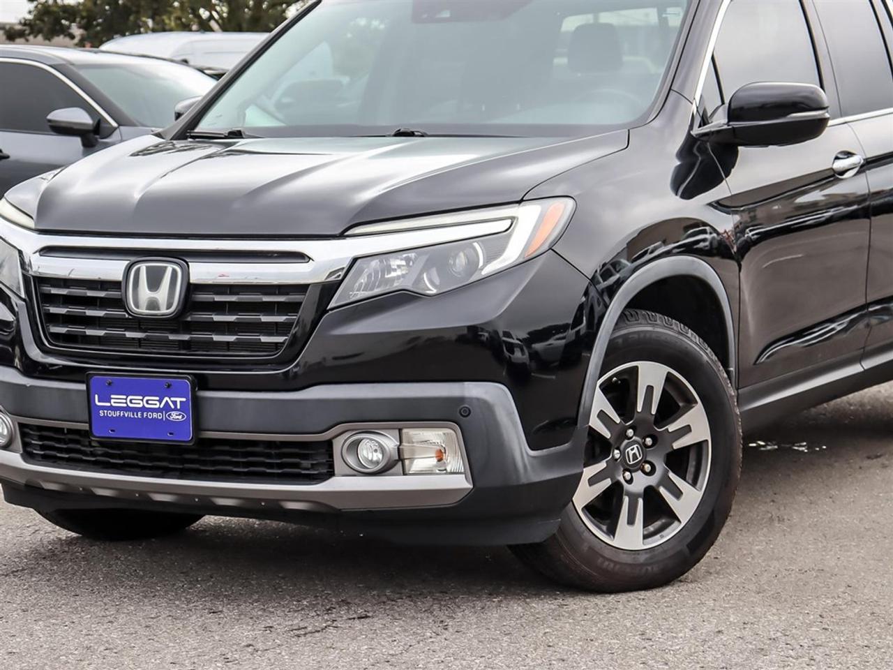 2017 Honda Ridgeline 4WD Crew Cab Touring Photo1