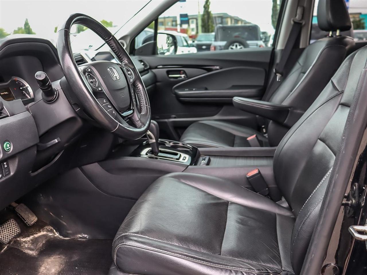 2017 Honda Ridgeline 4WD Crew Cab Touring Photo
