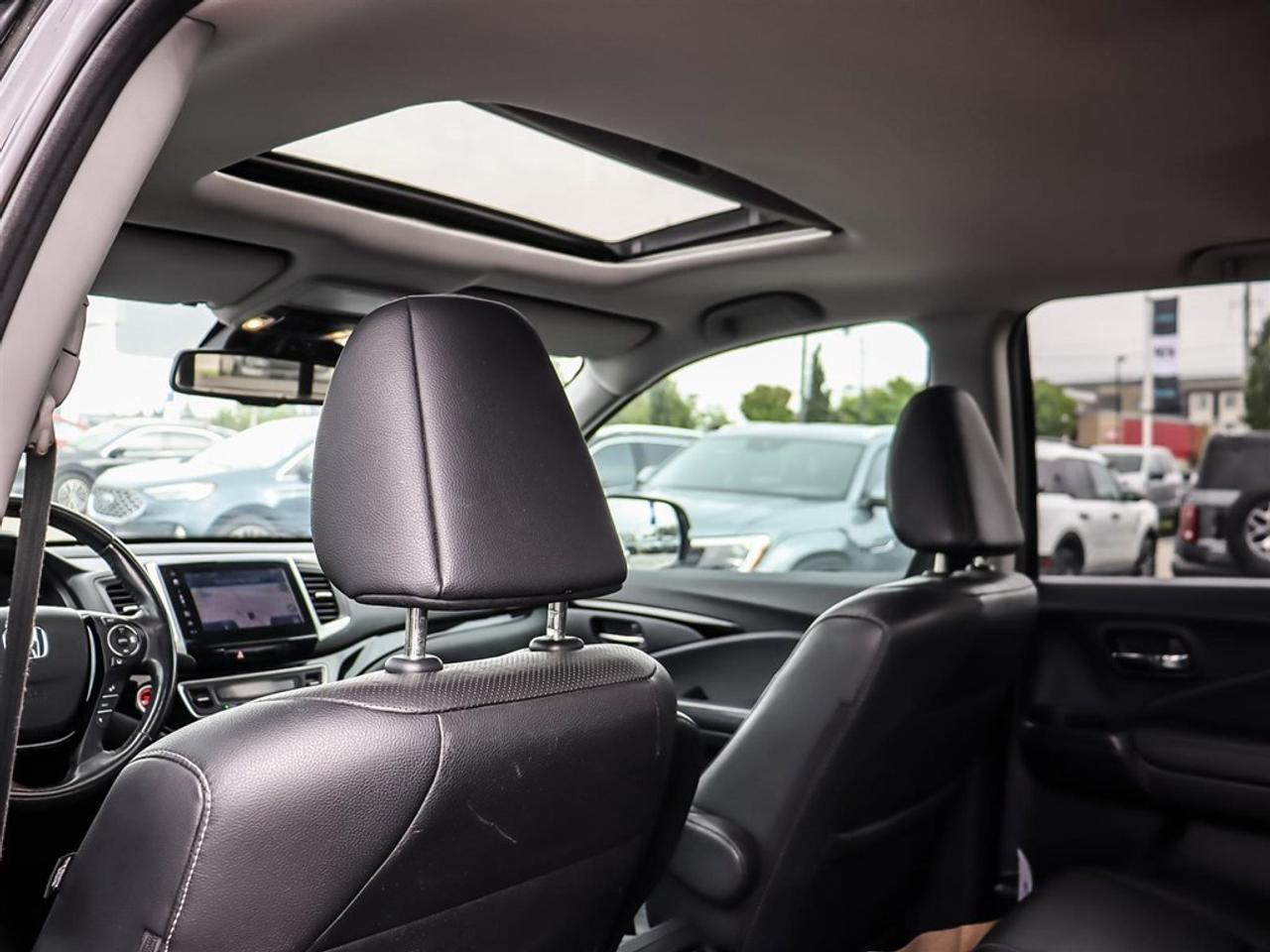 2017 Honda Ridgeline 4WD Crew Cab Touring Photo