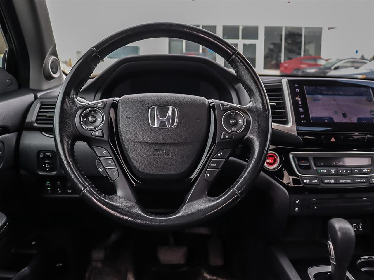 2017 Honda Ridgeline 4WD Crew Cab Touring Photo