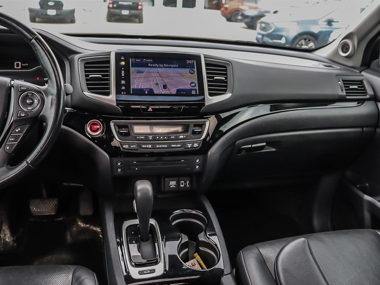 2017 Honda Ridgeline 4WD Crew Cab Touring Photo