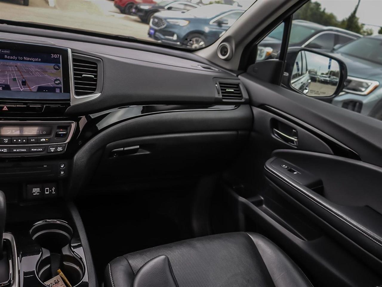 2017 Honda Ridgeline 4WD Crew Cab Touring Photo