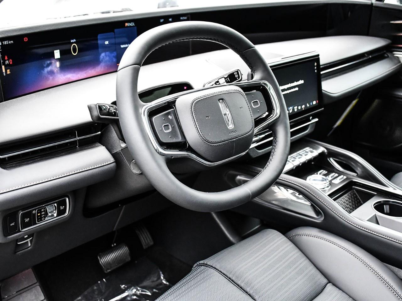 2026 Lincoln Nautilus Reserve AWD Photo