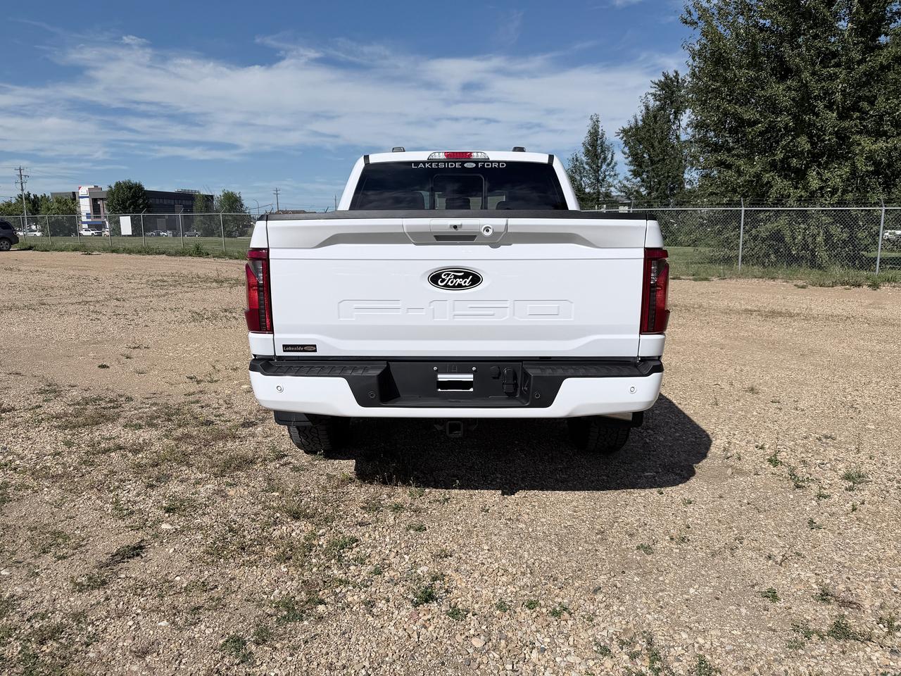 2026 Ford F-150 XLT Photo4